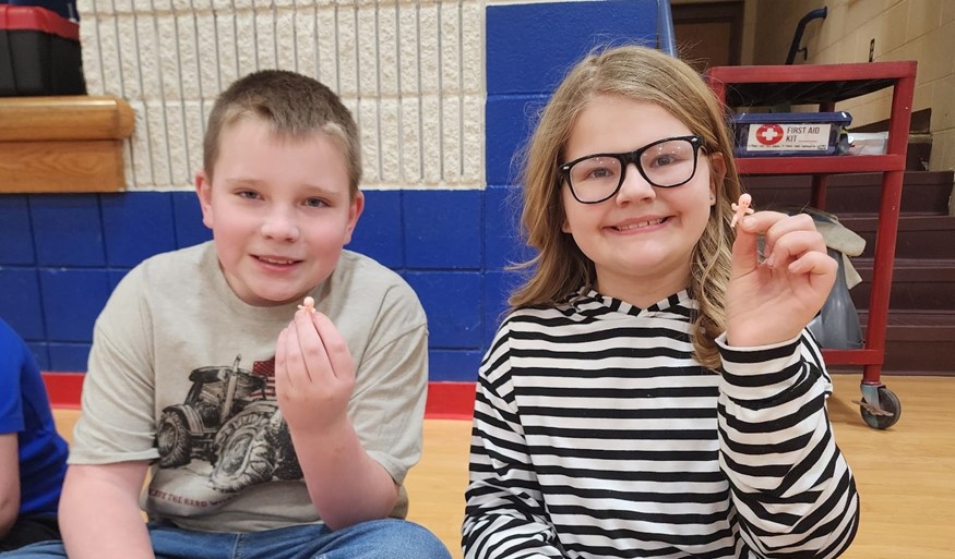  A huge thank you to Mrs. Herbert for teaching us all about Cajun culture, New Orleans, and Mardi Gras! Our third-grade students had a blast learning and especially enjoyed the King Cake to celebrate Fat Tuesday during their library class. What a sweet way to wrap up our Mardi Gras unit! 